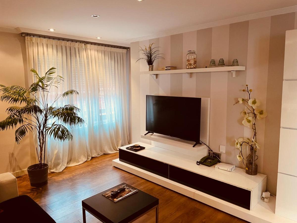 Casa Lola Apartment Leon Ngoại thất bức ảnh